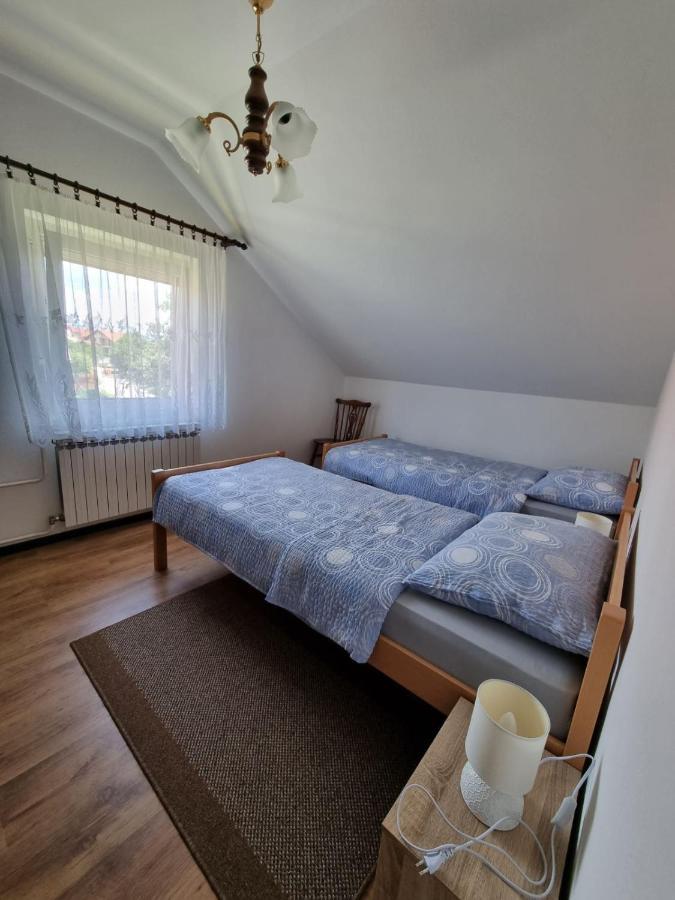 Apartman Dubravcic Lägenhet Otočac Exteriör bild